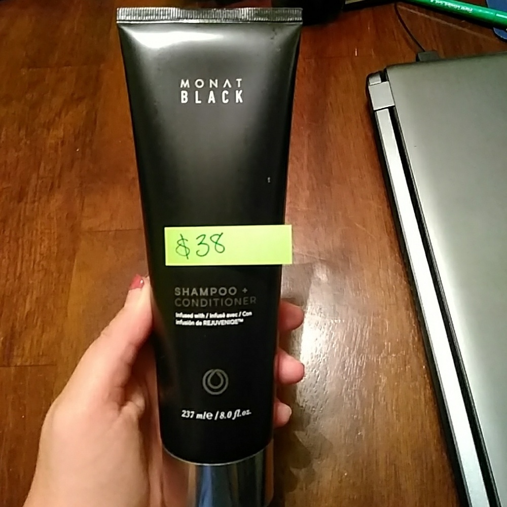 Monat Black Shampoo + Conditioner